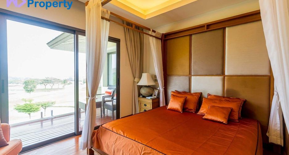 For sale 4 ベッドルーム villa in Hua Hin, Prachuap Khiri Khan