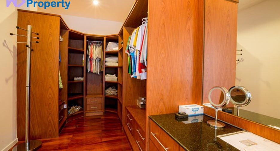 For sale 4 bedrooms villa in Hua Hin, Prachuap Khiri Khan