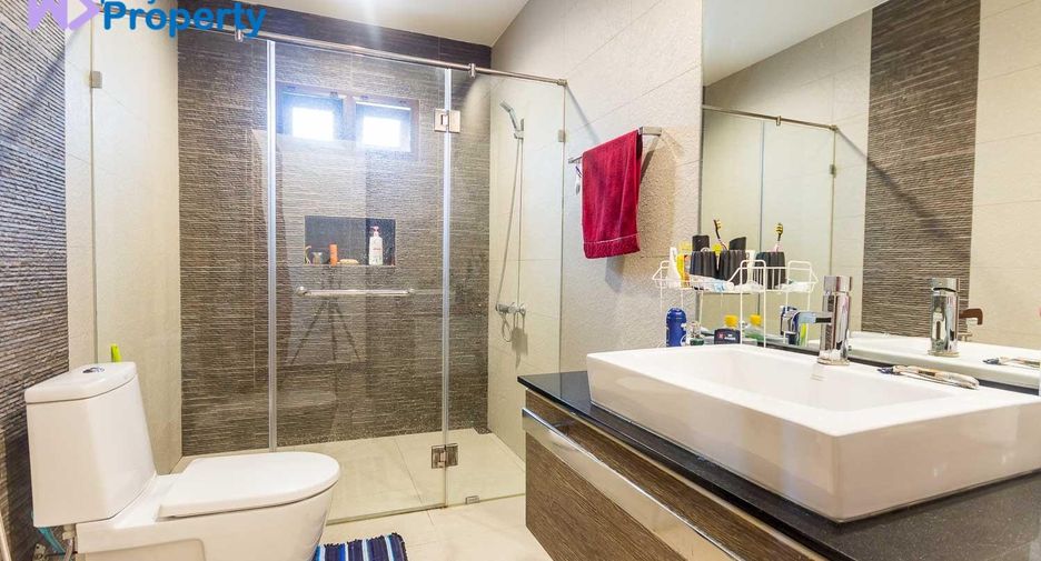 For sale 4 ベッドルーム villa in Hua Hin, Prachuap Khiri Khan