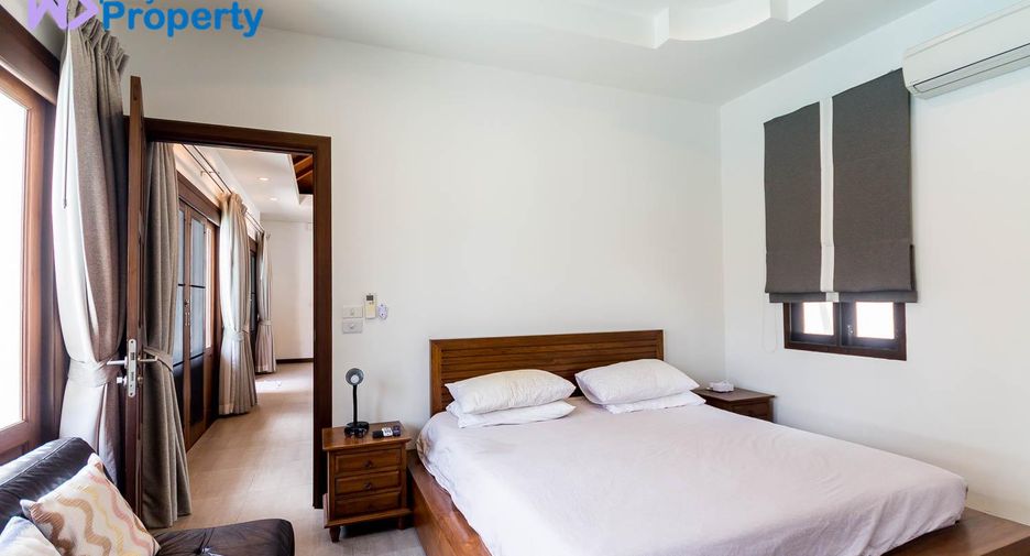 For sale 4 ベッドルーム villa in Hua Hin, Prachuap Khiri Khan