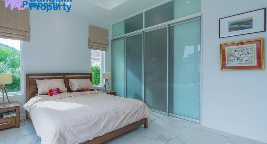 For sale 3 ベッドルーム villa in Hua Hin, Prachuap Khiri Khan