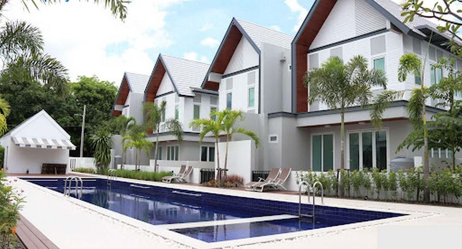 Casa adosada en venta de 2 habitaciones en Hua Hin, Prachuap Khiri Khan