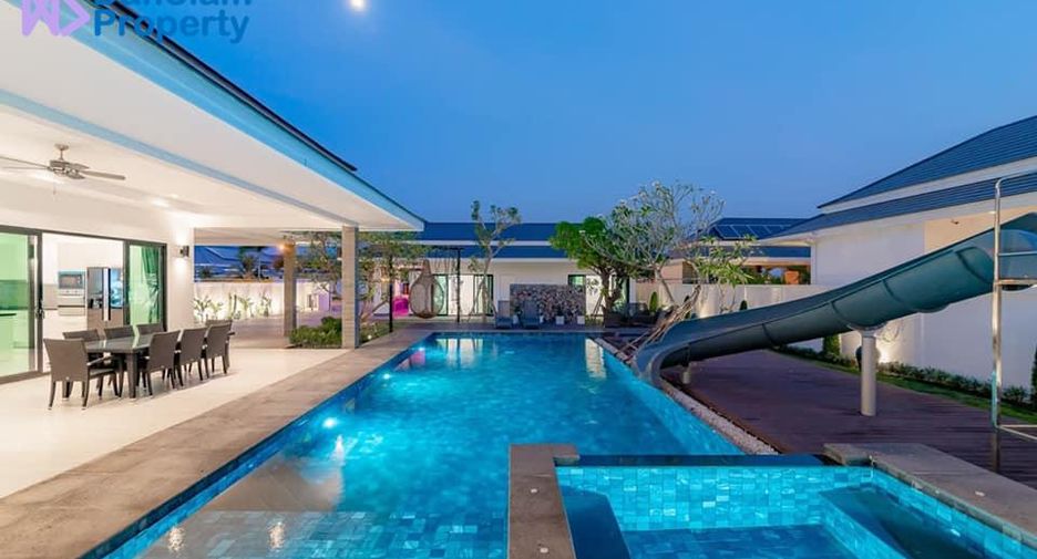 Villa en venta de 5 habitaciones en Cha Am, Phetchaburi
