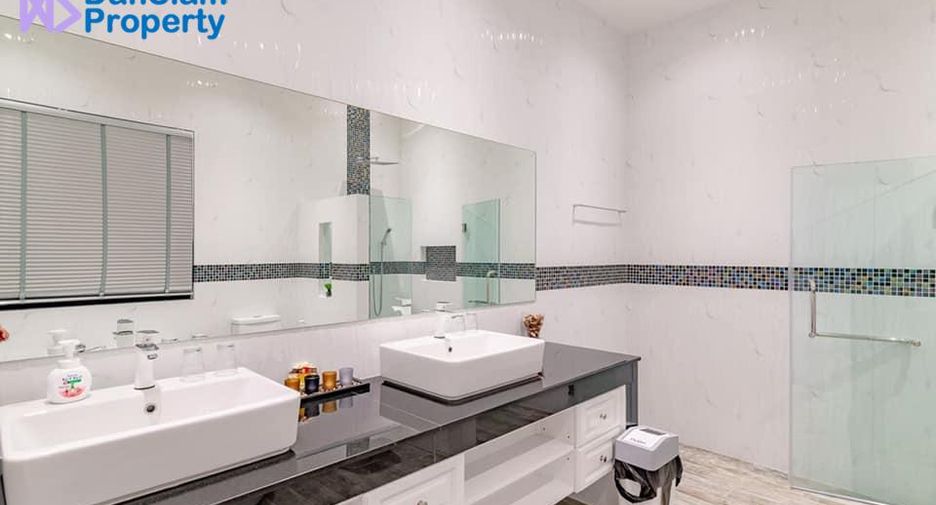 Villa en venta de 5 habitaciones en Cha Am, Phetchaburi