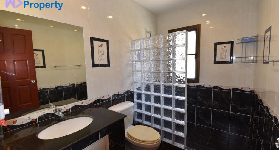 For sale 3 bedrooms townhouse in Cha Am, Phetchaburi