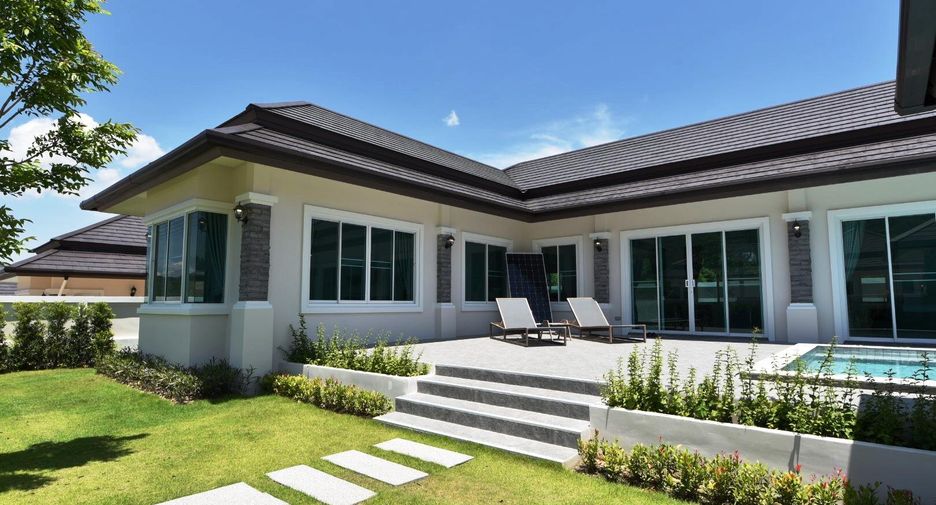 For sale 3 bedrooms villa in Hua Hin, Prachuap Khiri Khan