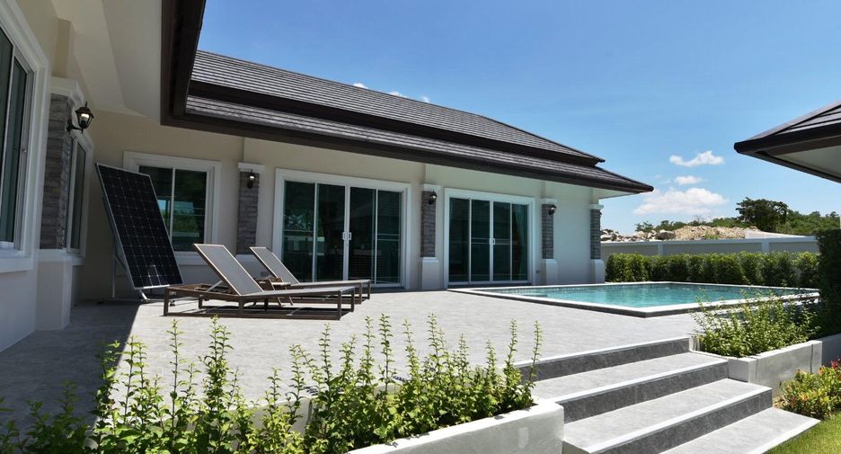 For sale 3 bedrooms villa in Hua Hin, Prachuap Khiri Khan