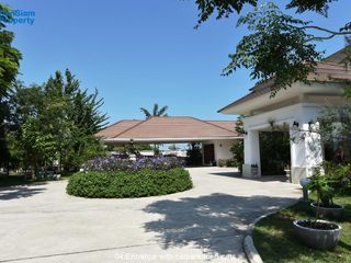 For sale 5 bedrooms villa in Hua Hin, Prachuap Khiri Khan
