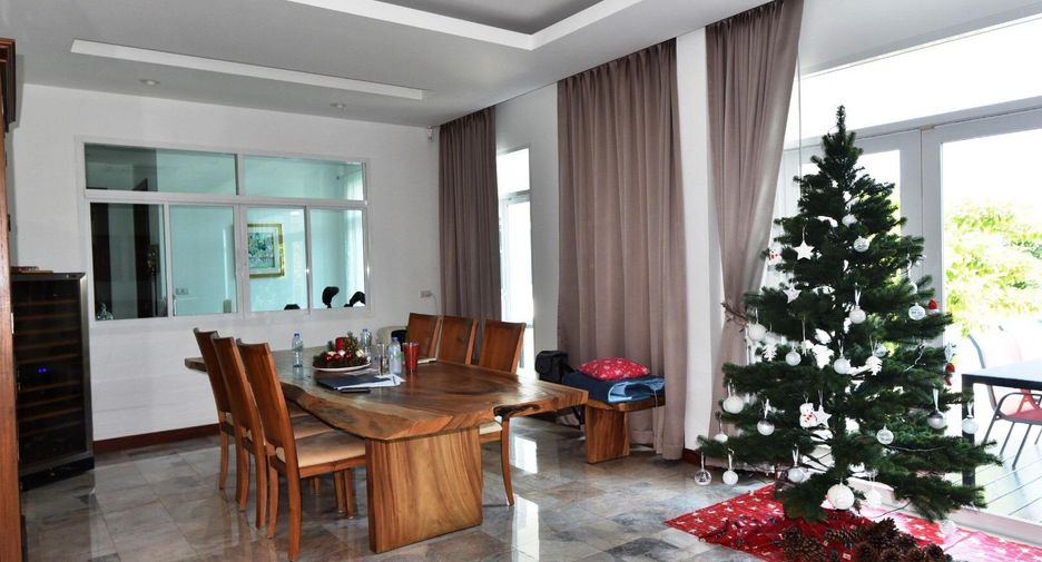 À vendre 5 chambres villa à Hua Hin, Prachuap Khiri Khan
