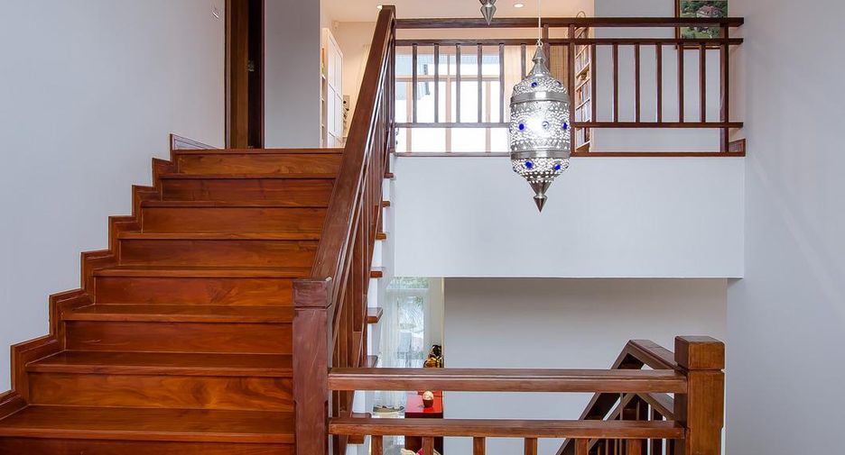 À vendre 5 chambres villa à Hua Hin, Prachuap Khiri Khan