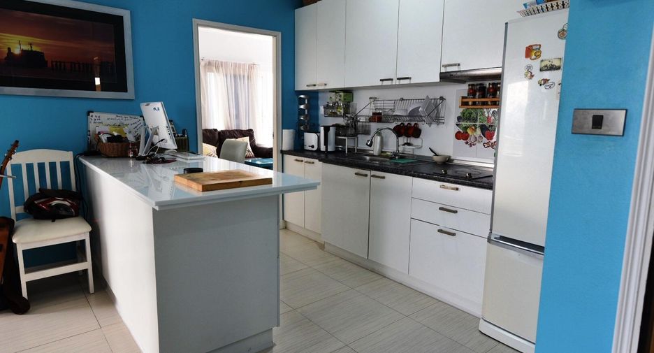 For sale 3 ベッドルーム condo in Cha Am, Phetchaburi