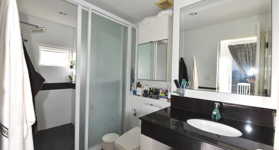 For sale 3 ベッドルーム condo in Cha Am, Phetchaburi