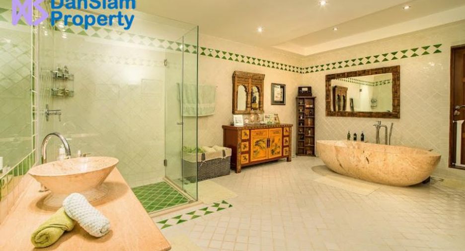 Villa zum Kauf mit 6 Zimmer in Cha Am, Phetchaburi