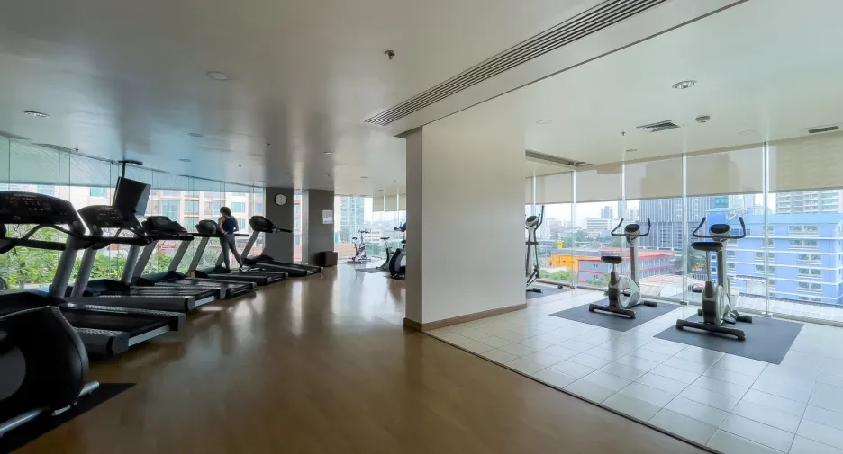 Condo en alquiler de 2 habitaciones en Sathon, Bangkok