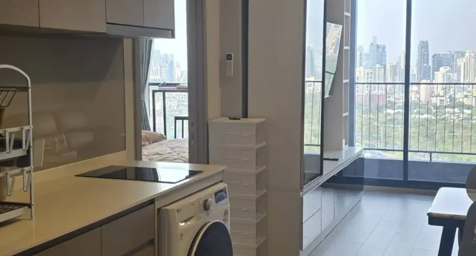 Condo en alquiler de 1 habitaciones en Sathon, Bangkok