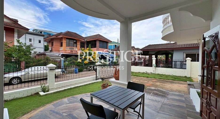 À vendre 4 chambres maison à East Pattaya, Pattaya