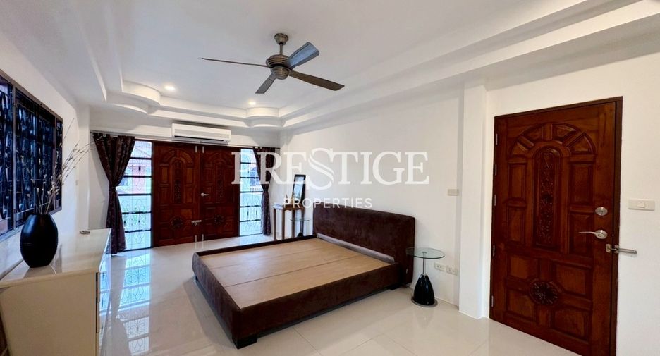 À vendre 4 chambres maison à East Pattaya, Pattaya
