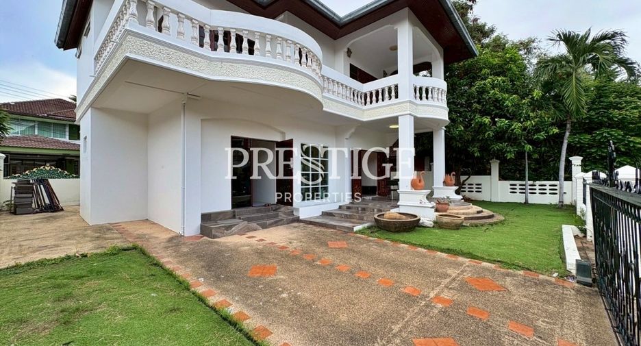 À vendre 4 chambres maison à East Pattaya, Pattaya