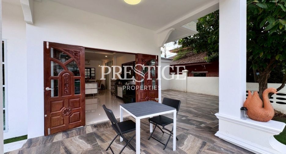 À vendre 4 chambres maison à East Pattaya, Pattaya