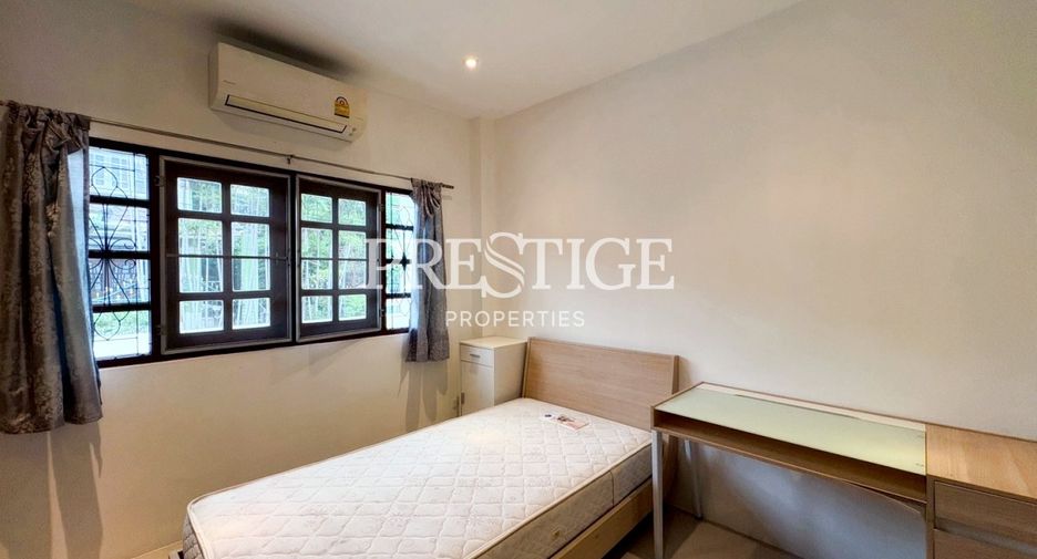 À vendre 4 chambres maison à East Pattaya, Pattaya