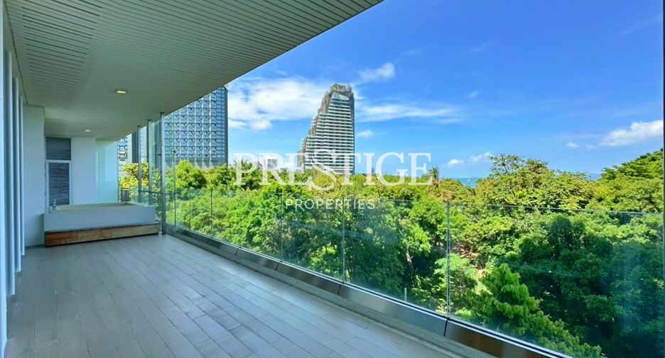 For sale 2 bedrooms condo in North Pattaya, Pattaya
