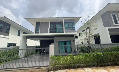 For rent 4 bedrooms house in Mueang Phuket, Phuket