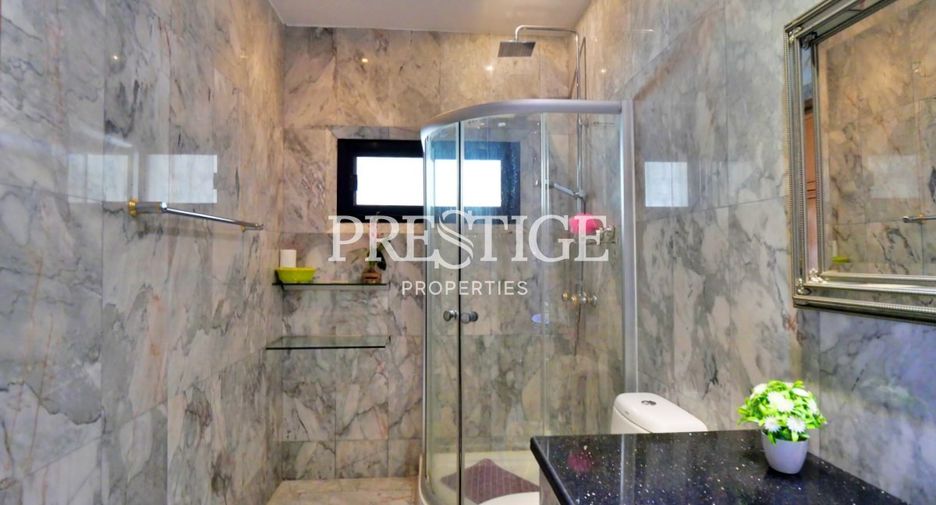 For rent 3 bedrooms house in East Pattaya, Pattaya