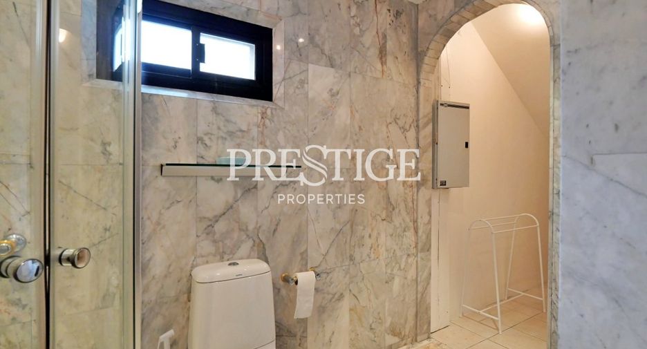For rent 3 bedrooms house in East Pattaya, Pattaya