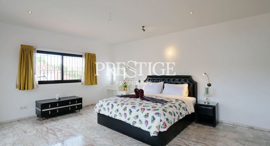 For rent 3 bedrooms house in East Pattaya, Pattaya