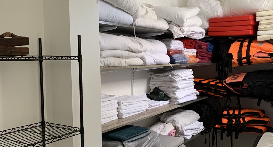 ขาย และ ให้เช่า 5 ห้องนอน วิลล่า ใน เมืองภูเก็ต, ภูเก็ต