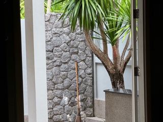 Villa en alquiler de 2 habitaciones en Mueang Phuket, Phuket