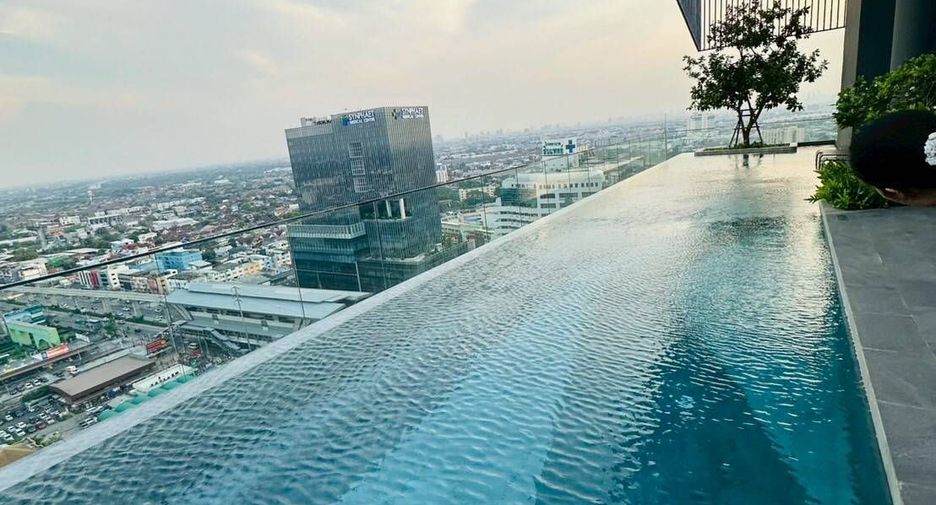 For rent 1 bed condo in Khan Na Yao, Bangkok
