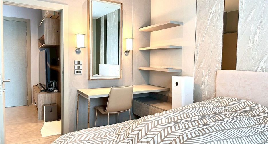 For rent 1 bed condo in Huai Khwang, Bangkok