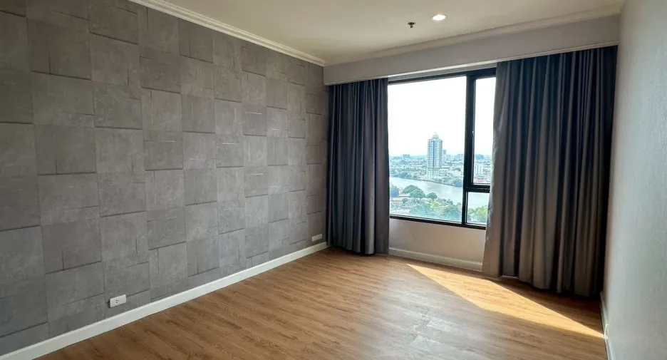 For rent 1 bed condo in Khlong San, Bangkok