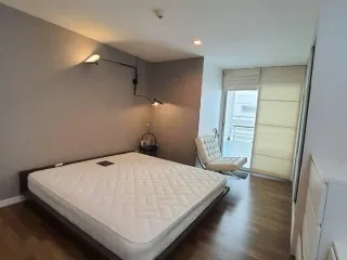 For rent 2 bedrooms condo in Phra Khanong, Bangkok