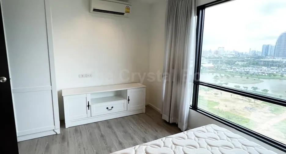 For sale 2 ベッドルーム condo in Mueang Samut Prakan, Samut Prakan
