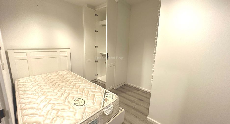 For sale 2 bedrooms condo in Mueang Samut Prakan, Samut Prakan
