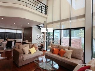 For rent 3 bedrooms condo in Khlong Toei, Bangkok