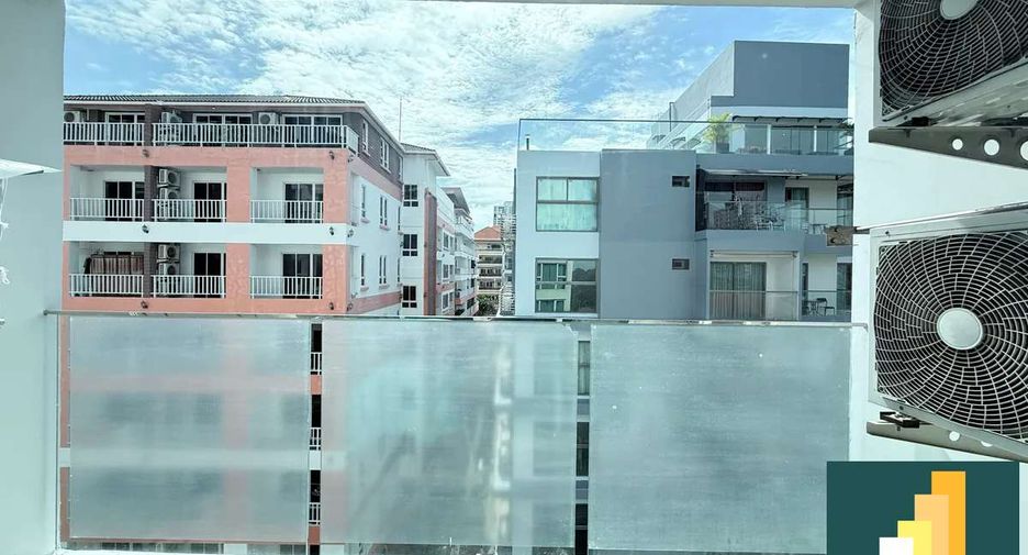 For rent 1 bed condo in Pratumnak, Pattaya