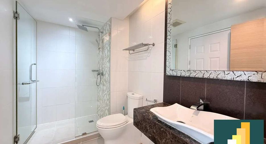 For rent 1 bed condo in Pratumnak, Pattaya