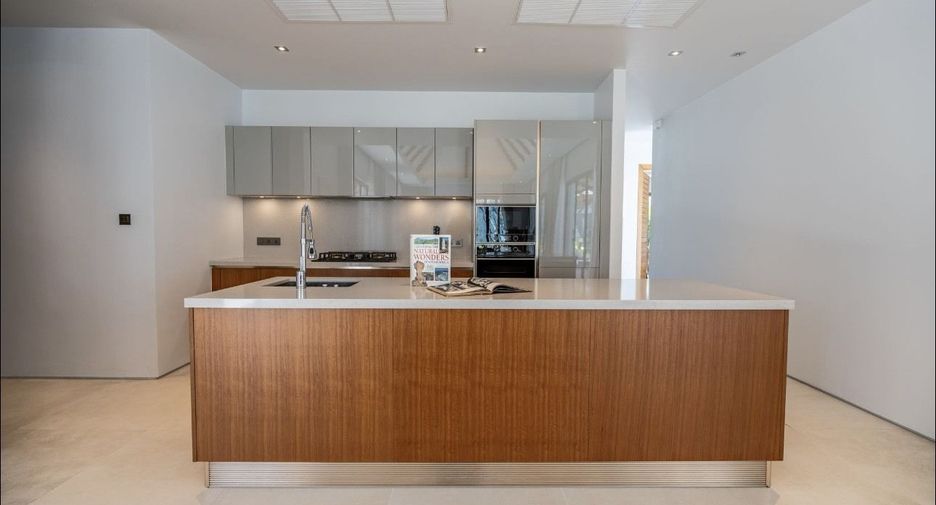 For rent 4 bedrooms villa in Thalang, Phuket