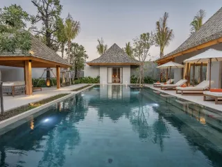 ให้เช่า 4 ห้องนอน วิลล่า ใน ถลาง, ภูเก็ต