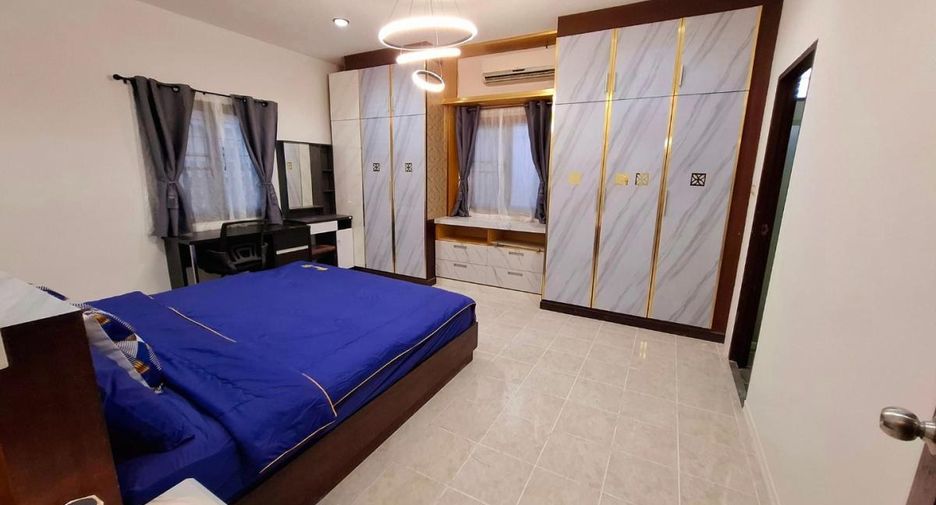 À vendre 3 chambres maison à Sattahip, Chonburi