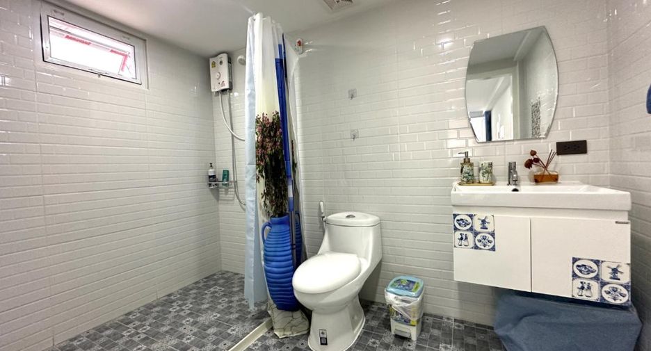 出租 5 卧室 独立屋 在 Huai Yai, 芭提雅