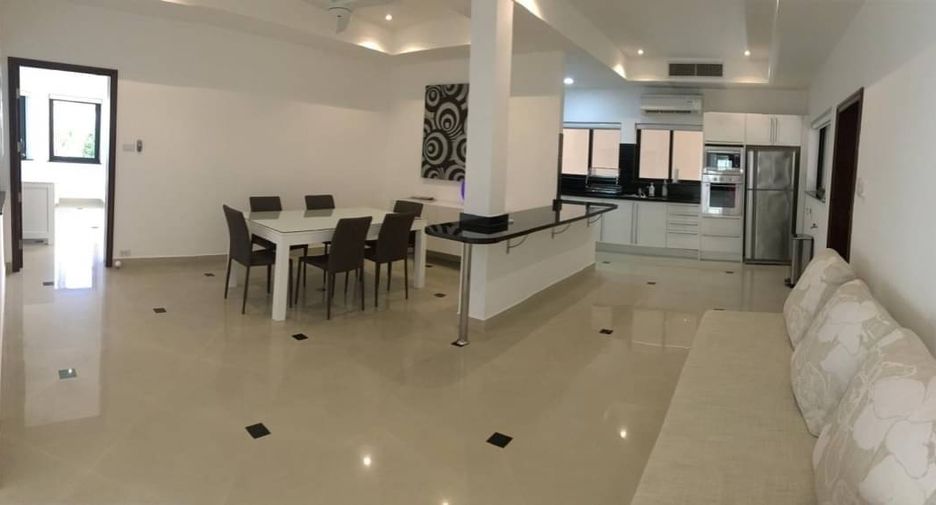 For sale 4 ベッドルーム house in Jomtien, Pattaya
