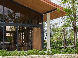 For sale 4 bedrooms house in Bang Lamung, Chonburi