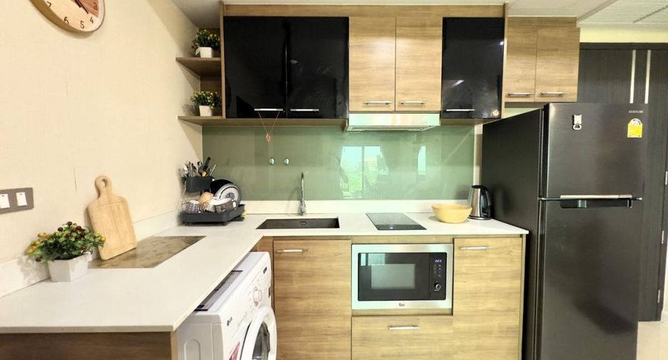 À vendre 2 chambres condo à Jomtien, Pattaya