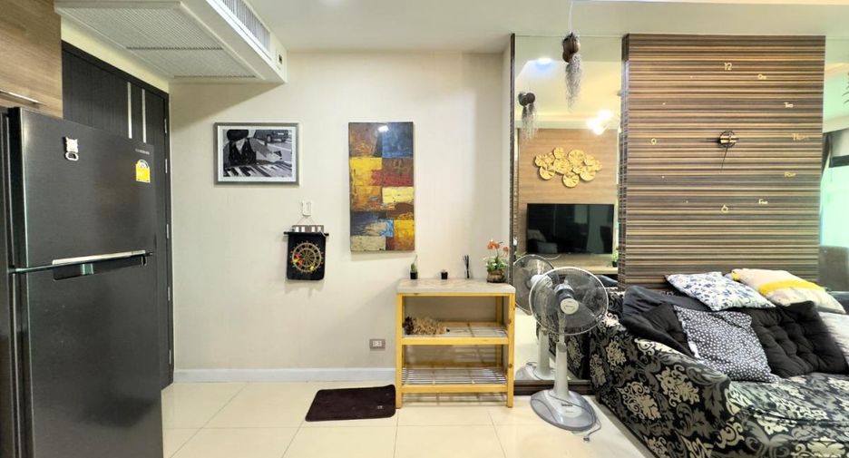 À vendre 2 chambres condo à Jomtien, Pattaya