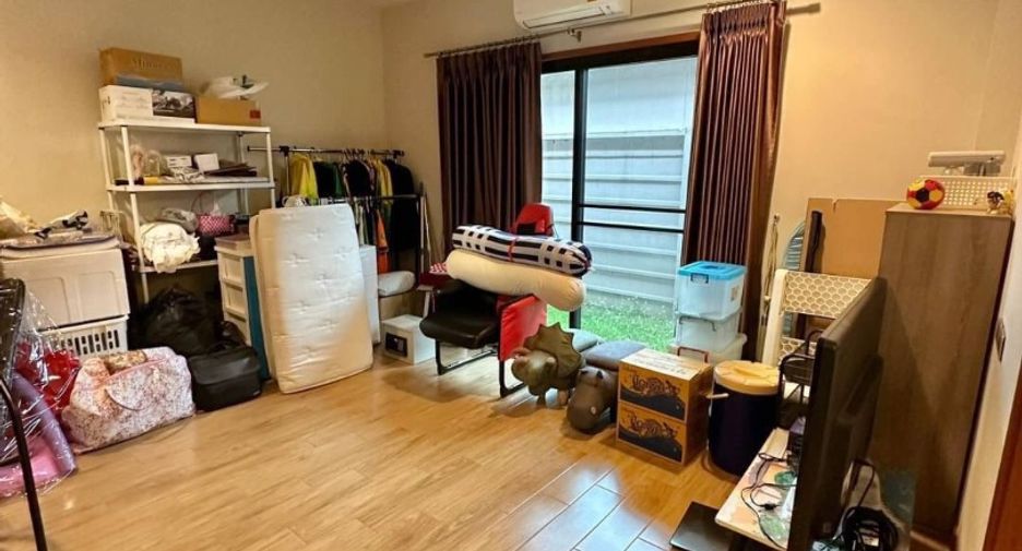 出售 3 卧室 独立屋 在 Huai Yai, 芭提雅