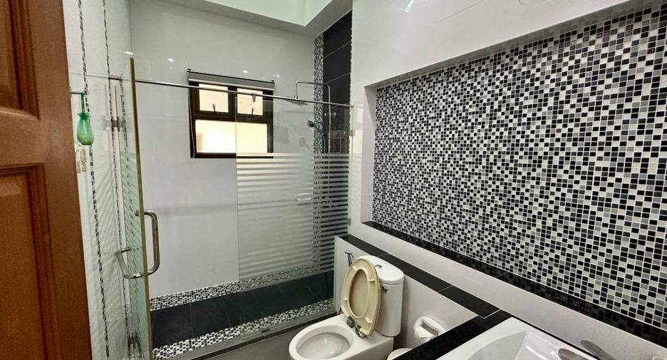 出售 3 卧室 独立屋 在 Huai Yai, 芭提雅